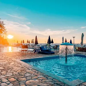  Hébergement de vacances Aqua Albanie